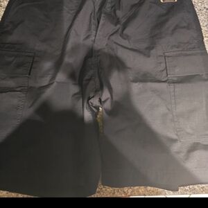 Levi Carrier Cargo shorts 42 NWT black